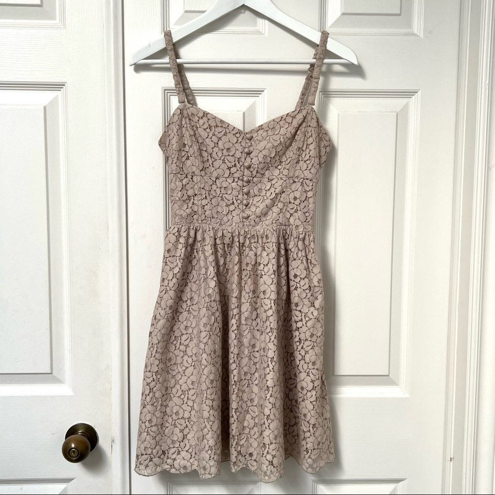 Aritzia Lace Dress Size 2